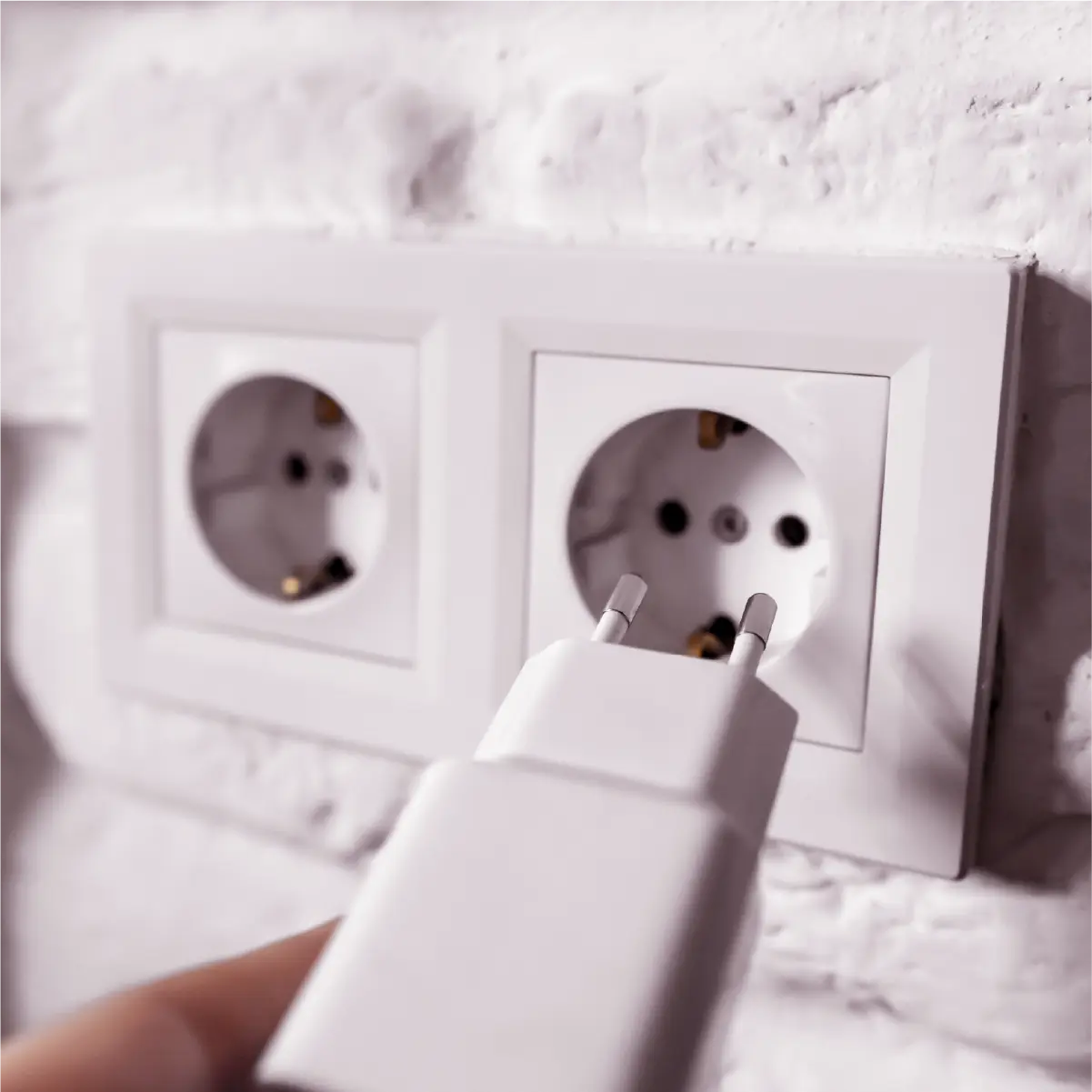 Lasciare in stand-by le apparecchiature: pro e contro dello staccare la spina